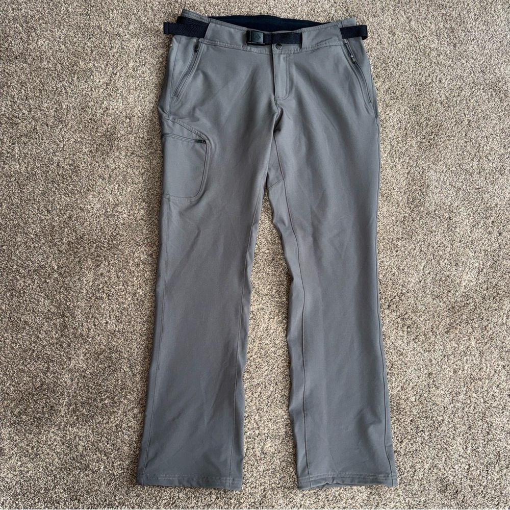 Columbia Women’s size 12 Thin Gray Snowpants with Belt Mint Condition!
